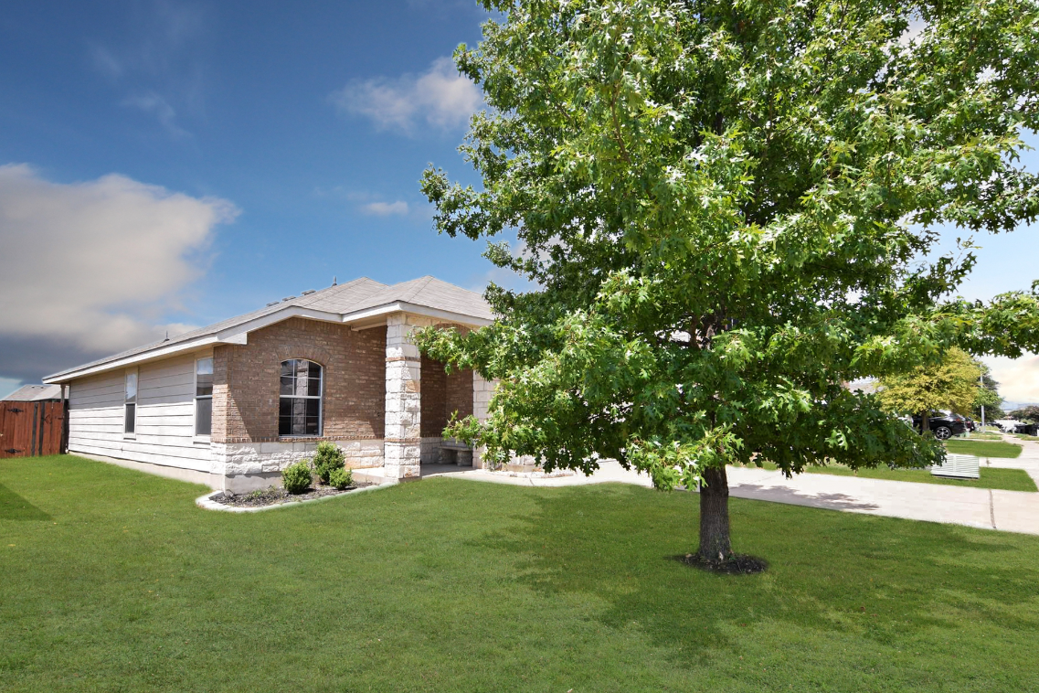 812 Sugar Brook Dr #NA - Photo 2 of 22