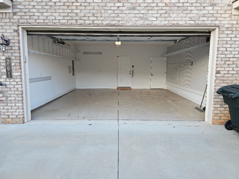 261 Wrenwood Ct - Photo 4 of 21