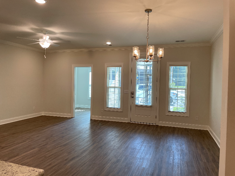 314 Bleecker St S - Photo 4 of 15