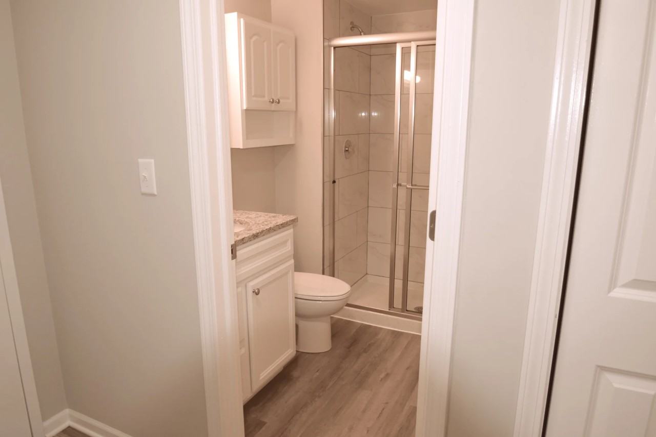 1425 Ashland Ave - Photo 5 of 8