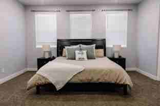 858 S Edison St - Photo 1 of 1