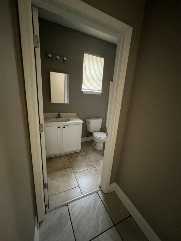1916 Eagle St - Photo 7 of 23