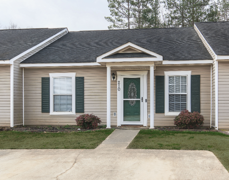 210 Karlie Ct - Photo 2 of 32