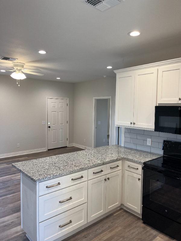 304 W Redwood St #304A - Photo 5 of 16