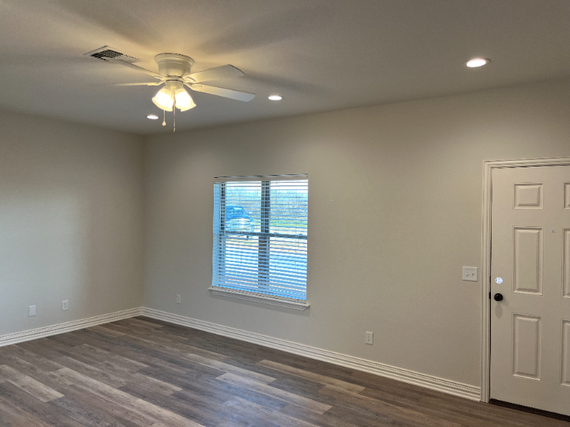 304 W Redwood St #304A - Photo 7 of 16