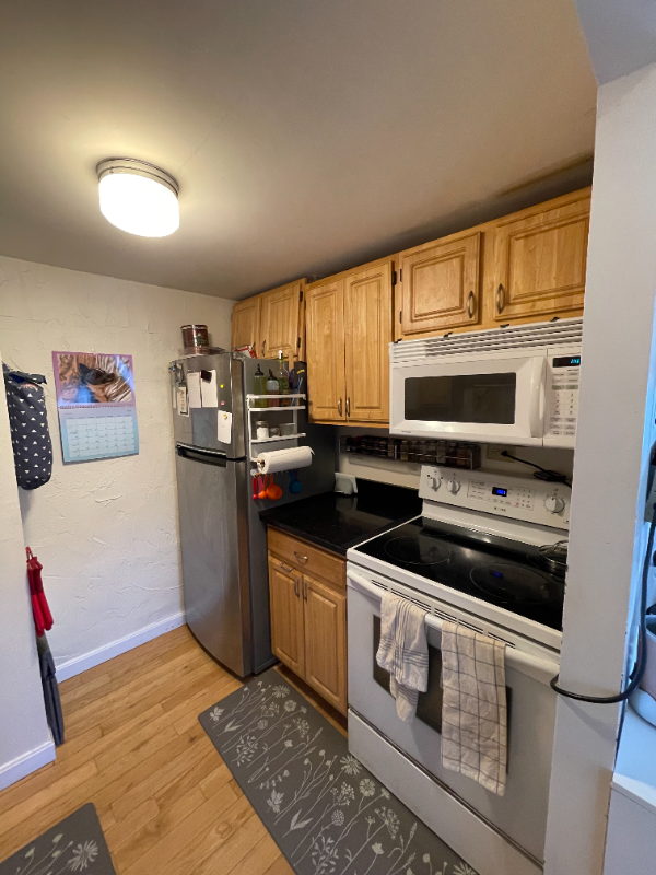 122 Sycamore St #2 - Photo 5 of 20