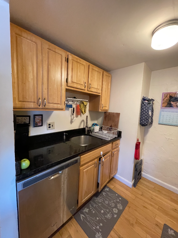 122 Sycamore St #2 - Photo 6 of 20