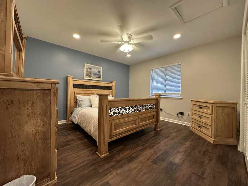 111 Seaparc Ct #C - Photo 4 of 12