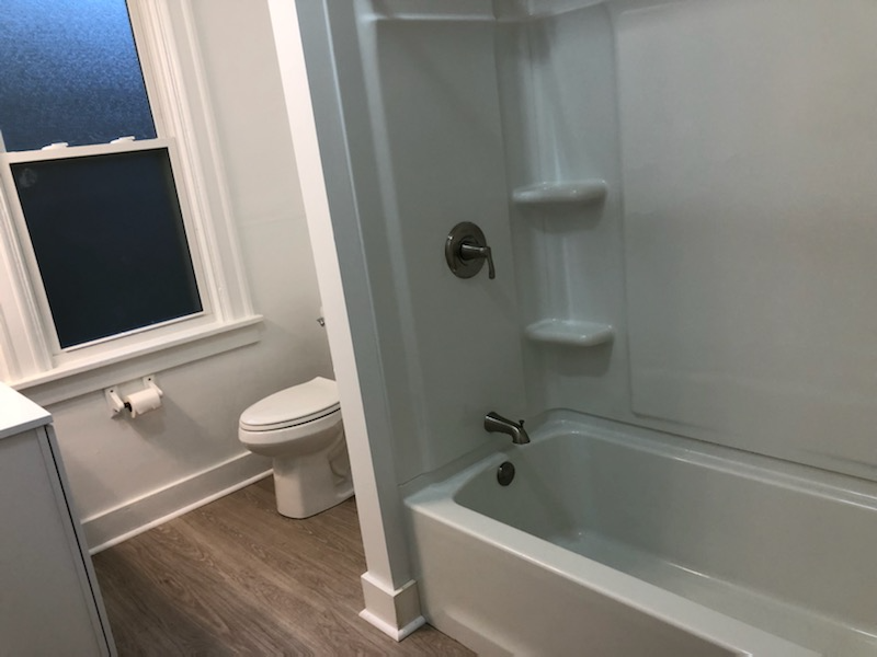 512 Carolyn Ave - Photo 4 of 9