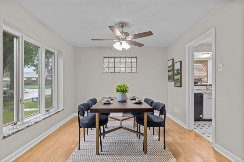 5708 Potomac St - Photo 4 of 26