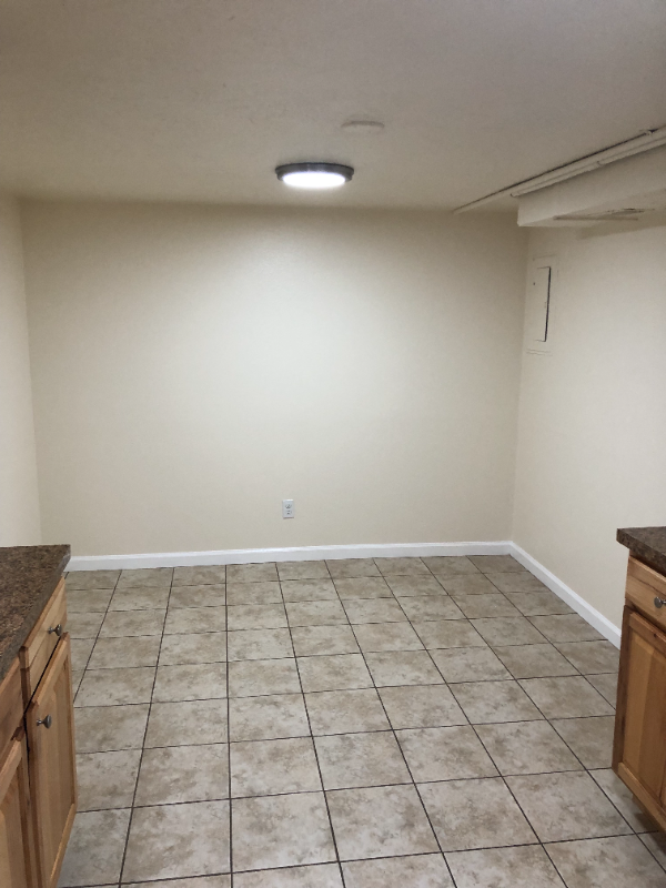 1015 Roosevelt Ave #B1 - Photo 4 of 17