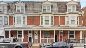 featured image of 1121 W Poplar St #2