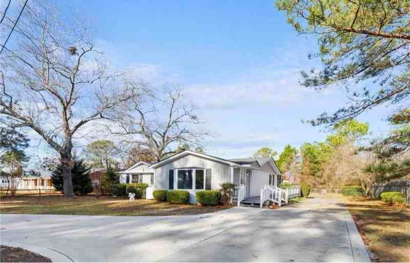 8424 King Rd #1