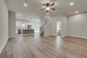 featured image of 721 N Jefferson St #1153