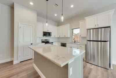 721 N Jefferson St #1153 - Photo 7 of 15