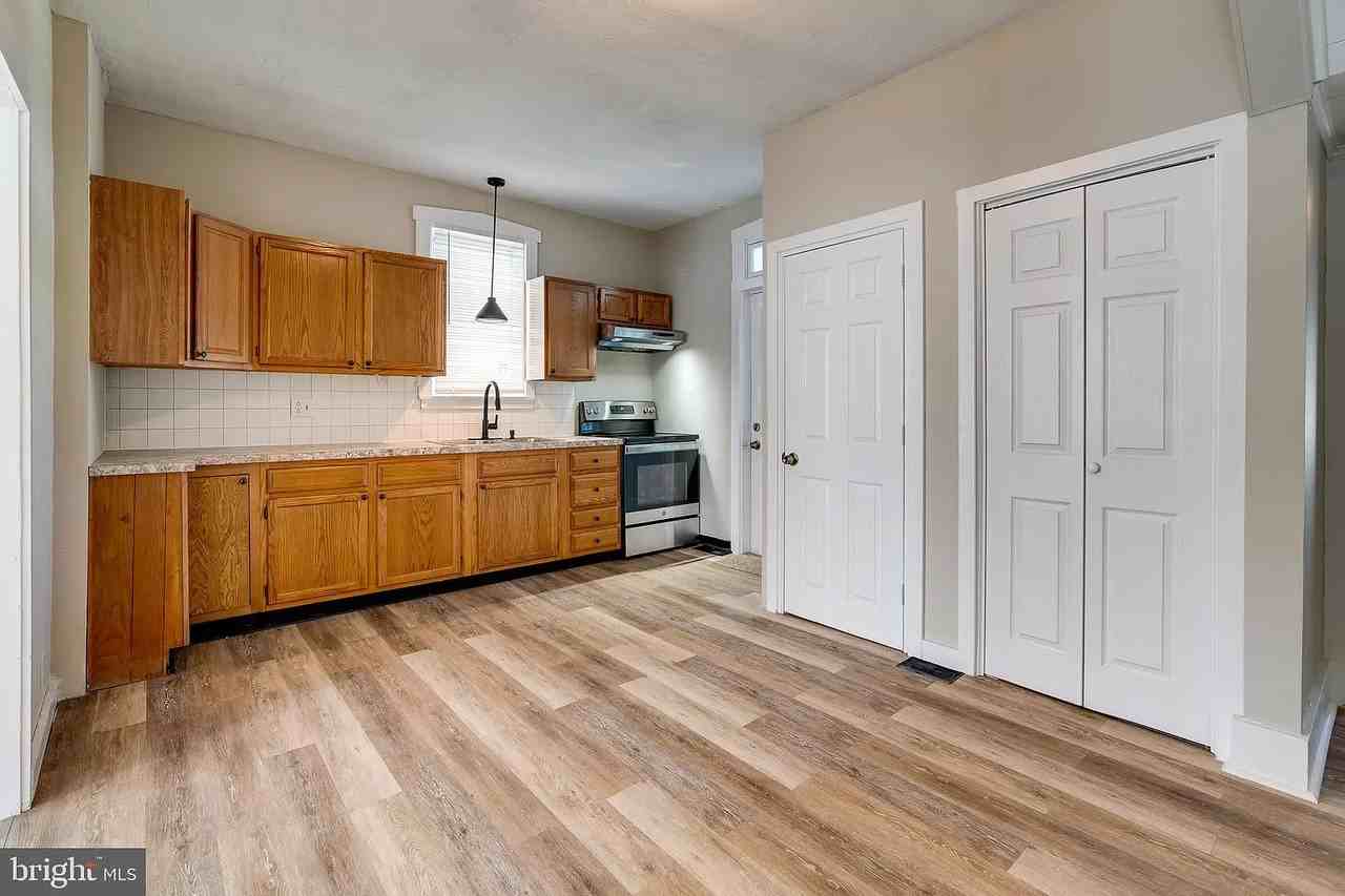 138 Washington Ave #NA - Photo 2 of 20