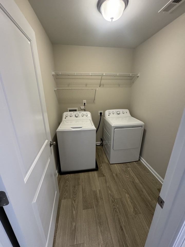 453 Eastfair Dr #NA - Photo 2 of 18