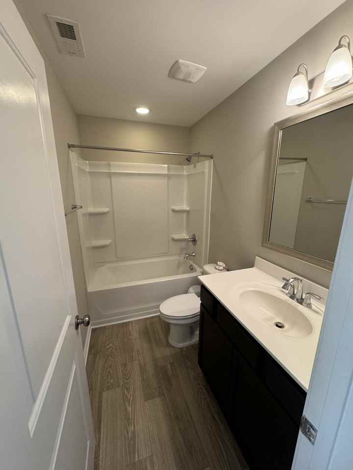 453 Eastfair Dr #NA - Photo 5 of 18