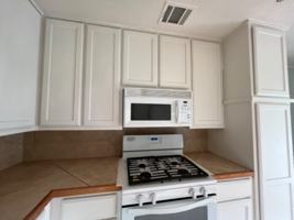 featured image of 102 E Pecan St