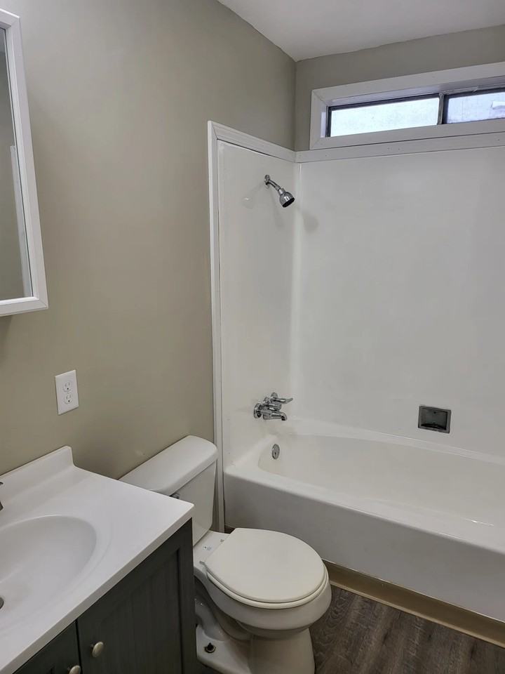 734 N Country Acres Ave #303 - Photo 5 of 10