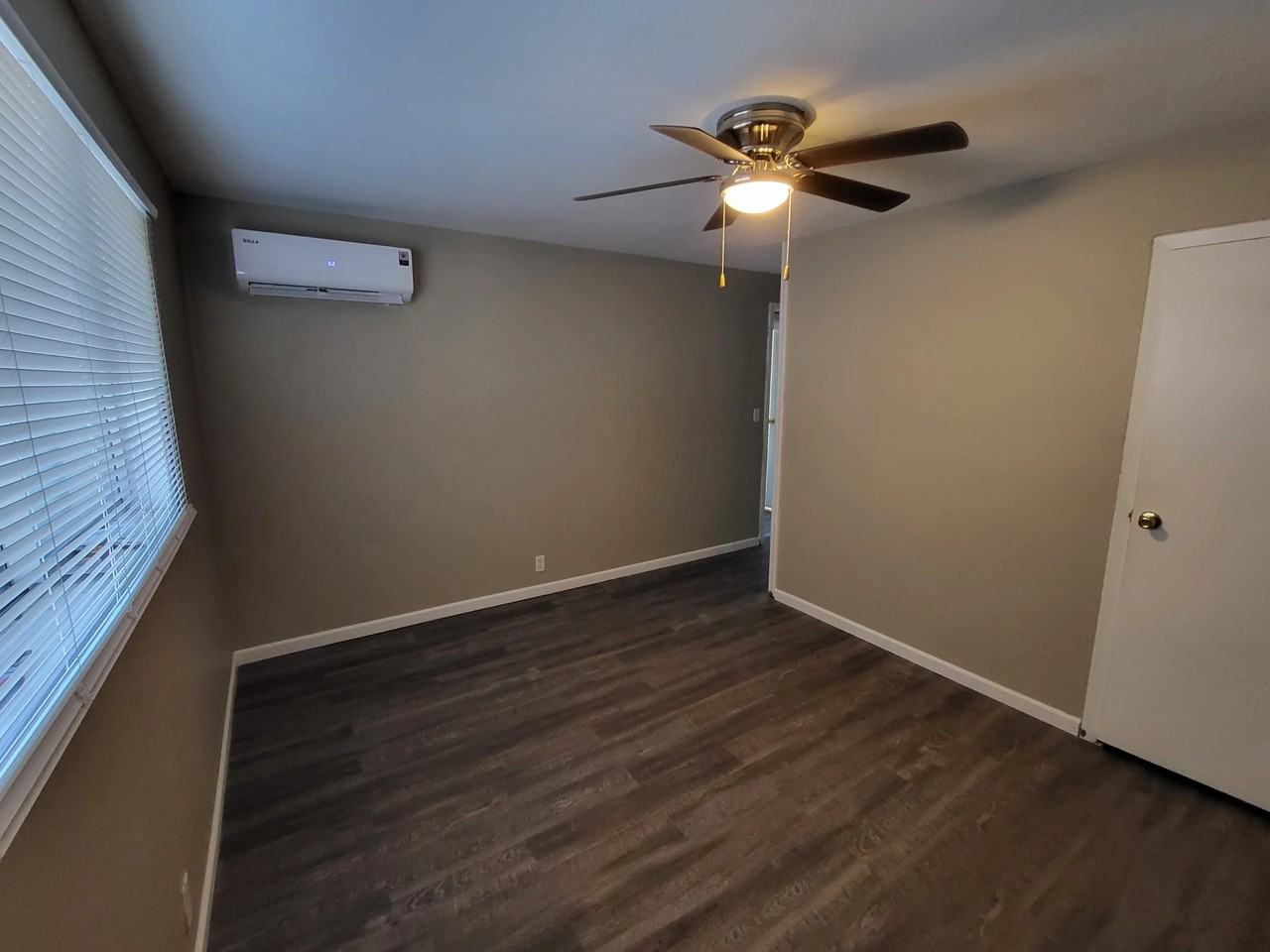 734 N Country Acres Ave #303 - Photo 6 of 10