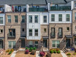 featured image of 15040 New Amsterdam Ln