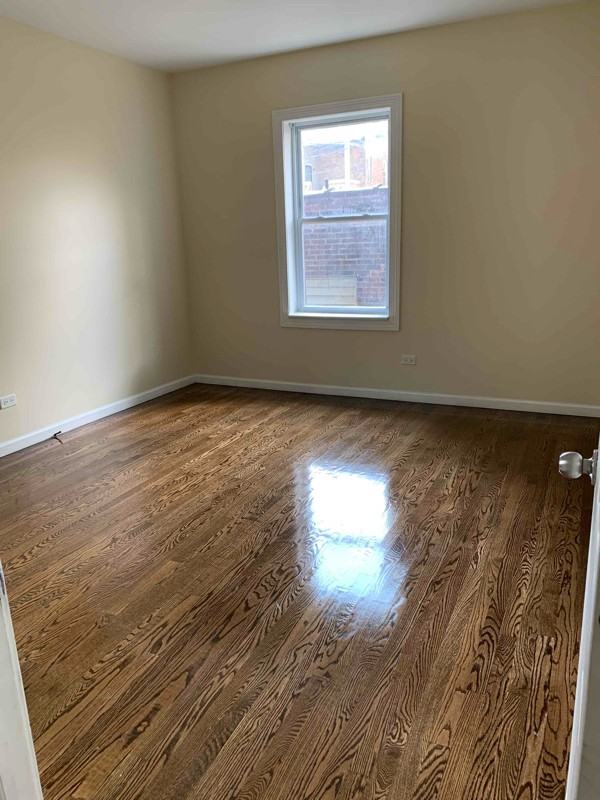 7219 S Langley Ave - Photo 4 of 5