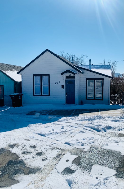 108 W Gold St - Photo 2 of 23