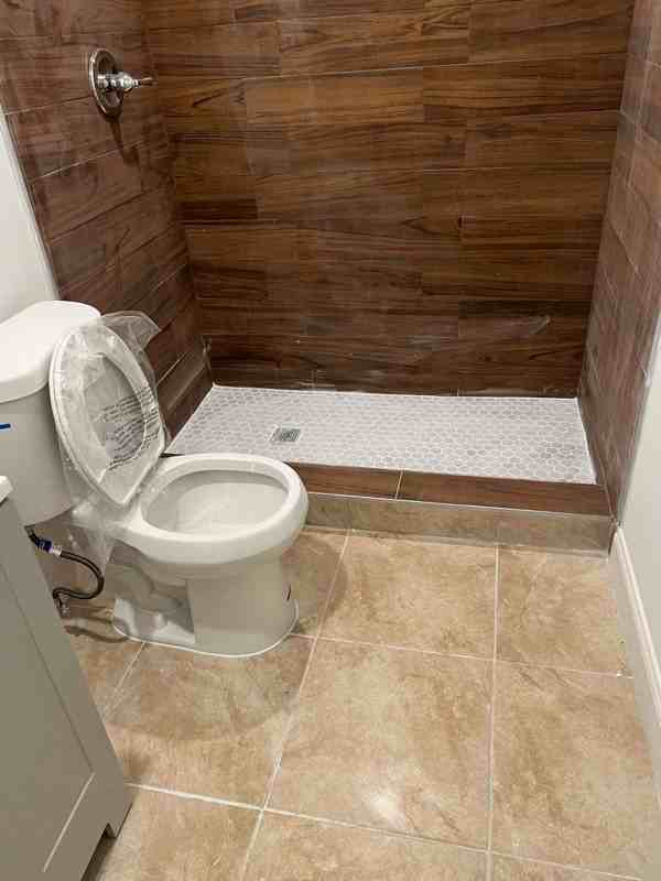 2111 Nw 60th Ave - Photo 6 of 9