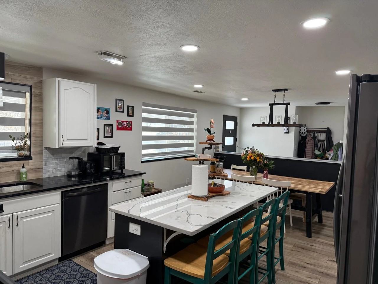 818 S Canyon Rd - Photo 4 of 35