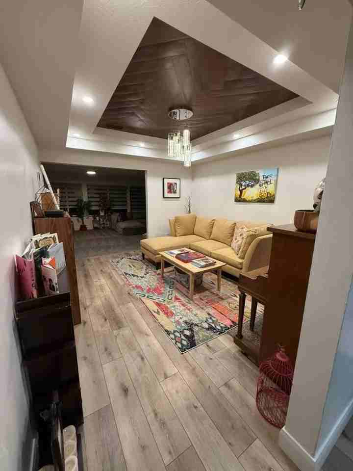 818 S Canyon Rd - Photo 7 of 35