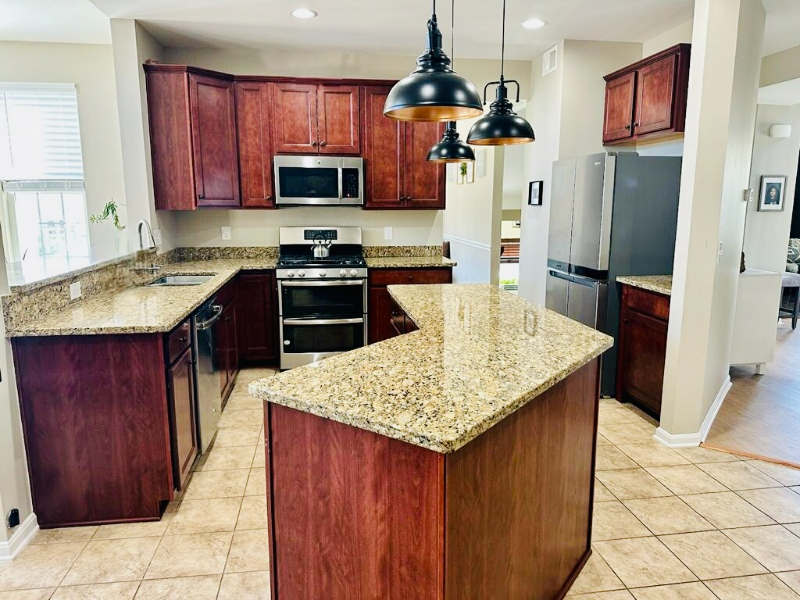 4 Canberra Ct - Photo 6 of 10