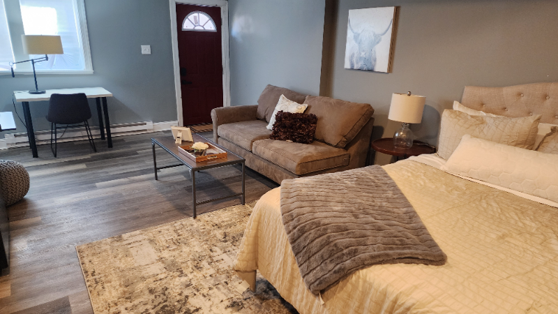3122 Presstman St - Photo 5 of 15