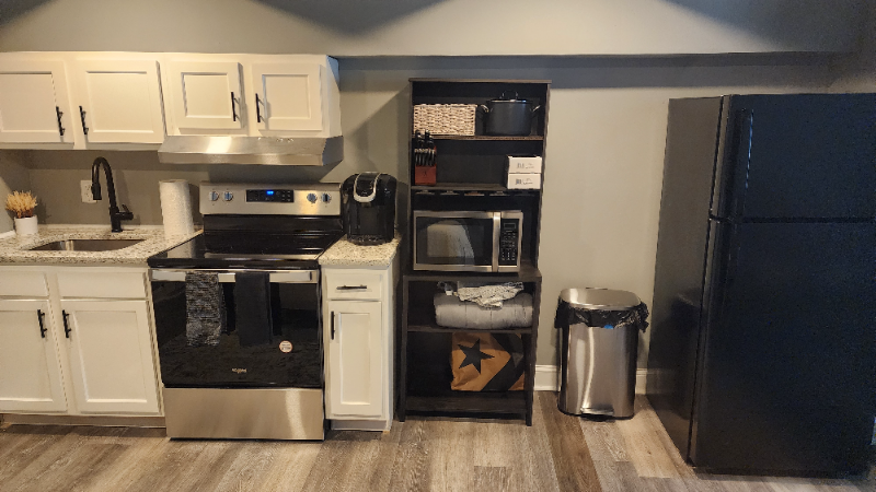 3122 Presstman St - Photo 6 of 15