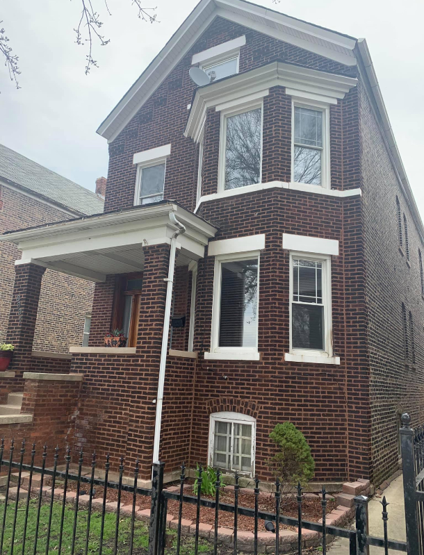 8331 S South Shore Dr #1 - Photo 2 of 17