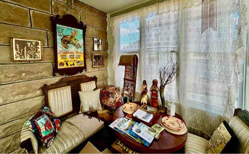 425 S Washington St - Photo 5 of 25