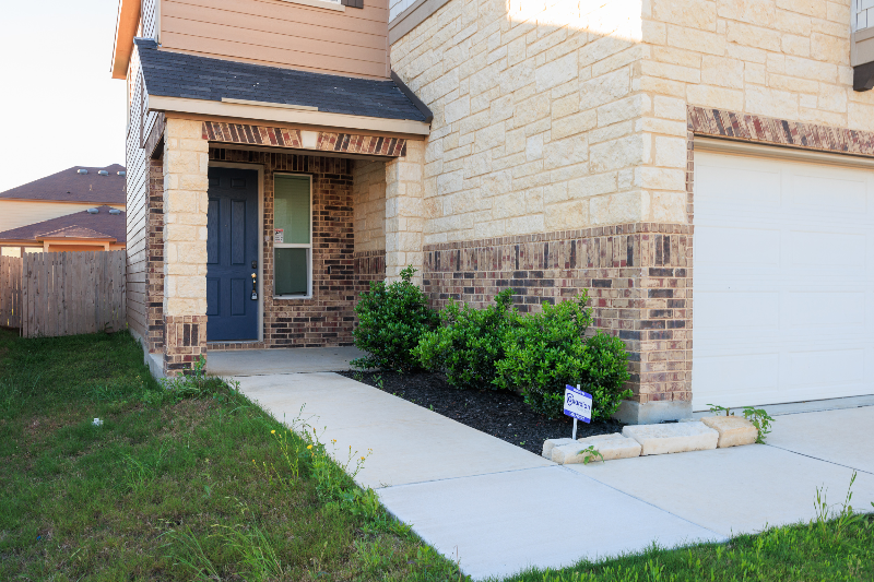 1922 Brandywine Dr - Photo 2 of 23