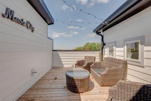 featured image of 2001 Convent Pl