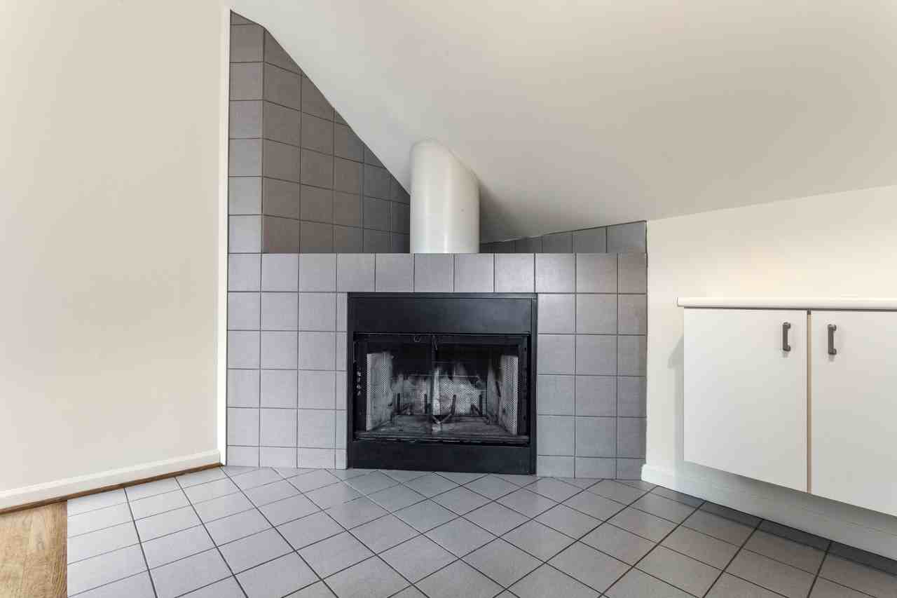 441 Shady Ave #31 - Photo 4 of 7