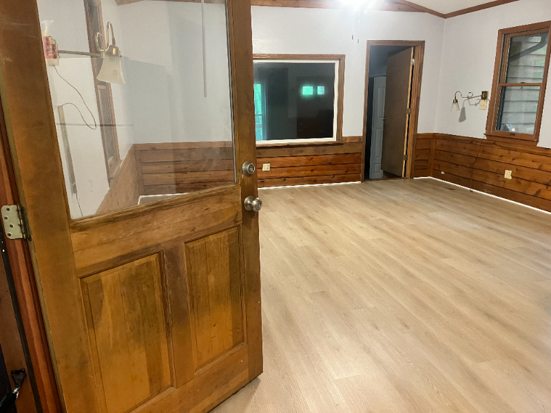 2105 Bardowl Ln - Photo 2 of 19