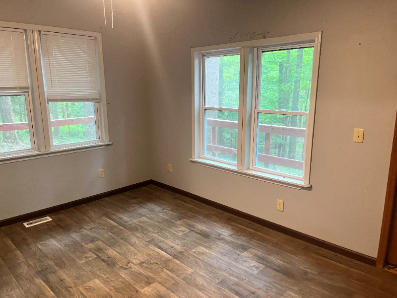 2105 Bardowl Ln - Photo 7 of 19