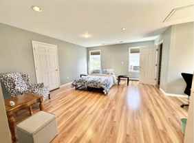 1146 Vine St - Photo 1 of 1