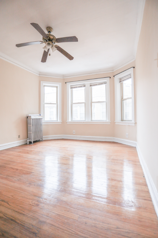 3950 W Roscoe St #3 - Photo 2 of 8