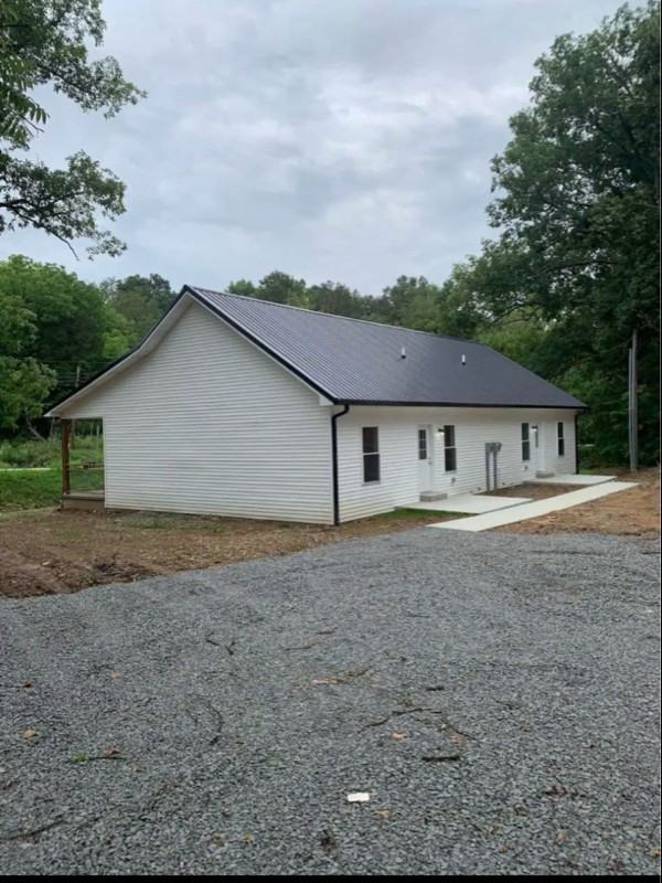 21 Walnut Grove Ave #25 - Photo 2 of 8