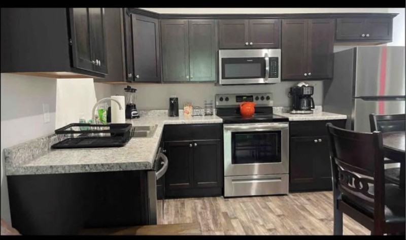 21 Walnut Grove Ave #25 - Photo 4 of 8