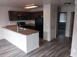 featured image of 207 4th St Sw #B