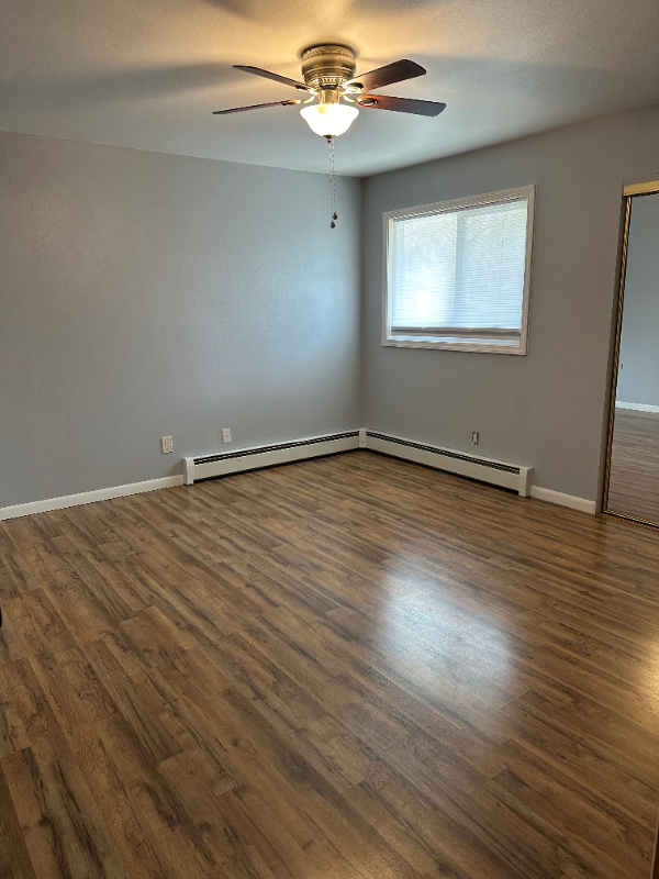 17634 Meadow Creek Dr - Photo 7 of 20