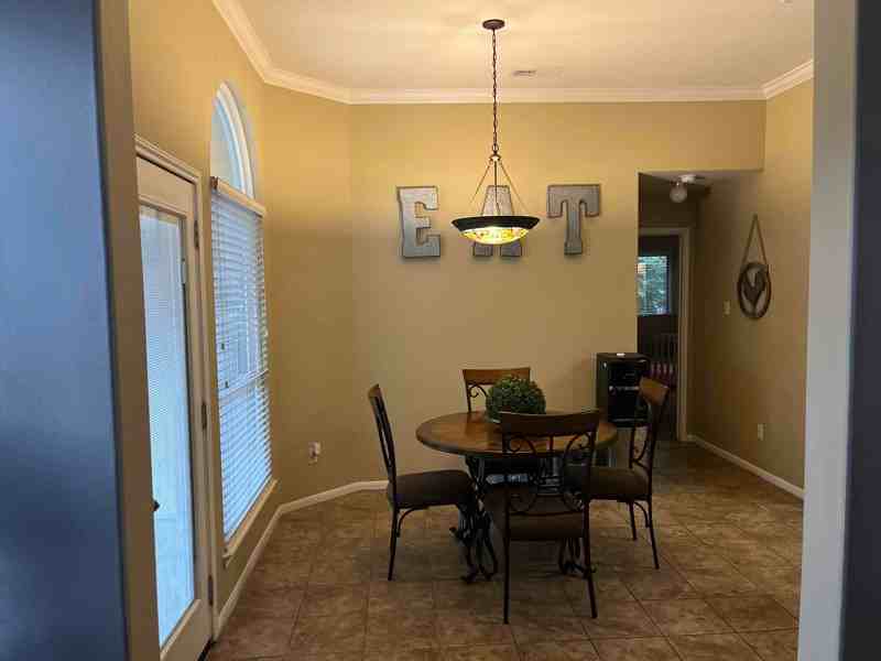 8207 Fairgrove Park Ct - Photo 5 of 25
