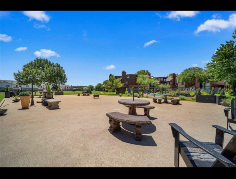 1704 Baird Farm Cir - Photo 3 of 7