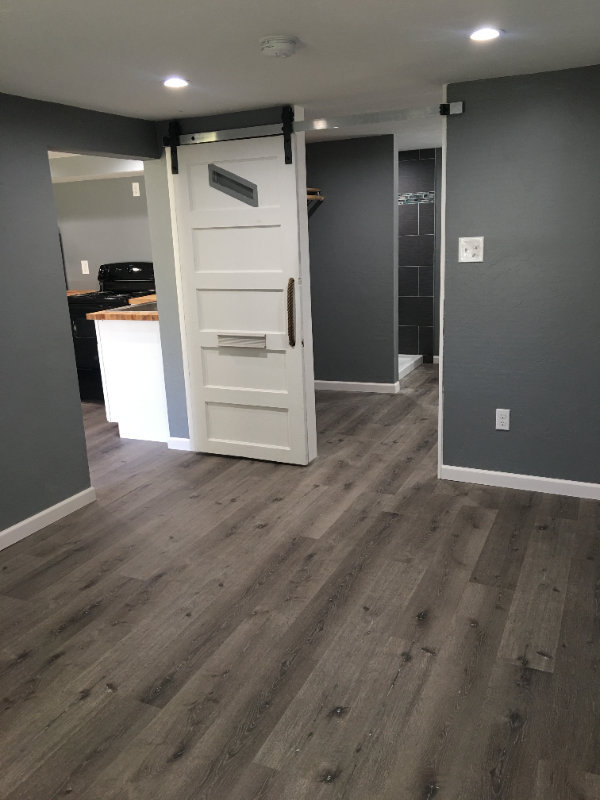 504 Stonewall St - Photo 4 of 9